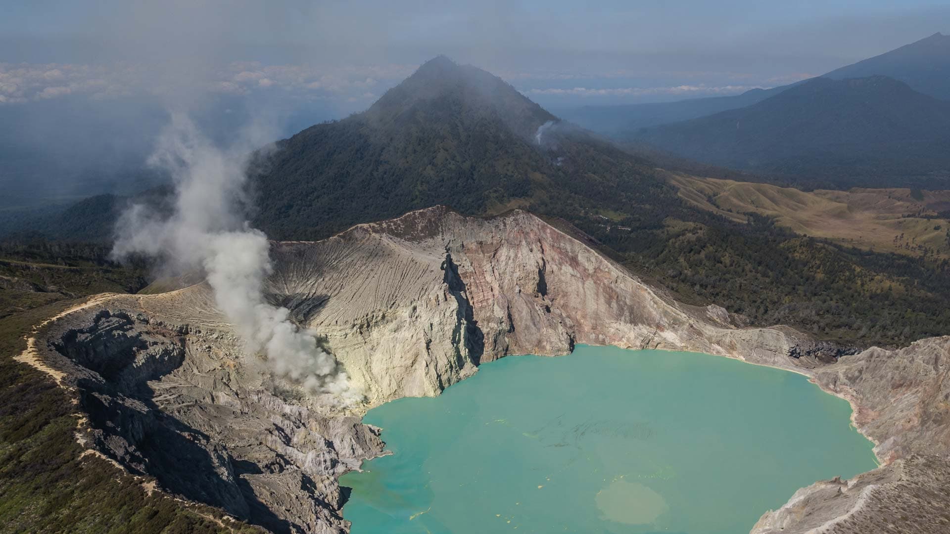Ijen Volcano Helicopter Tour